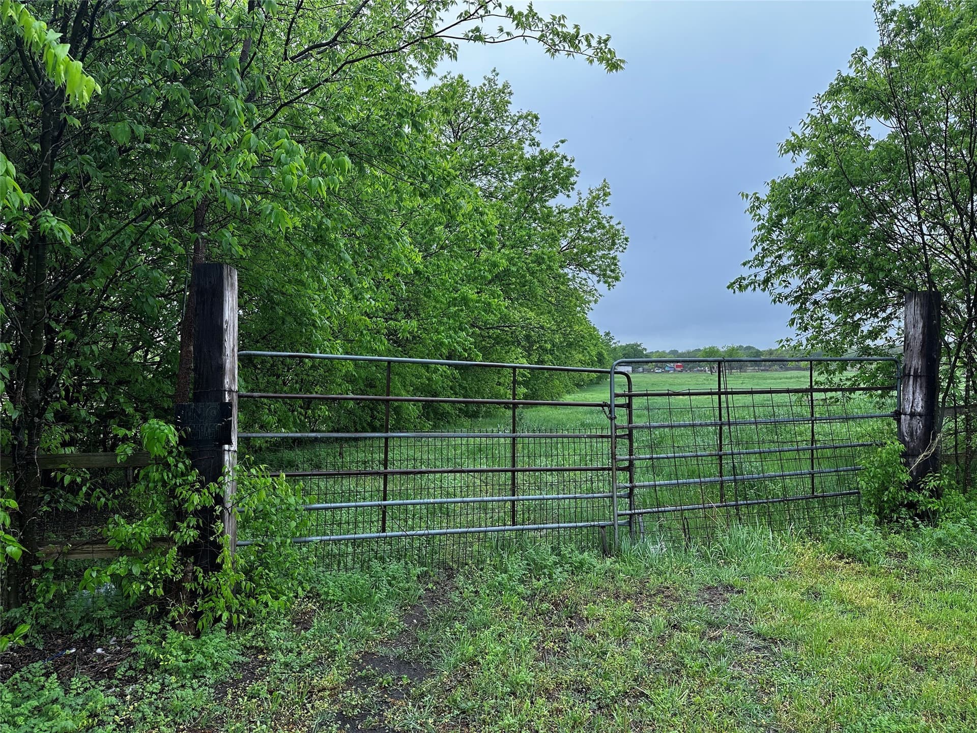 3.5 acres in Johnson County gallery image 3