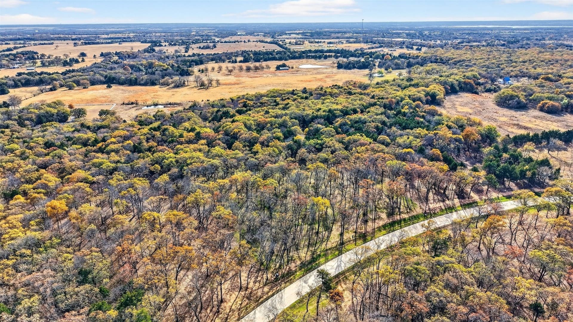1.5 acres in Grayson County featured view