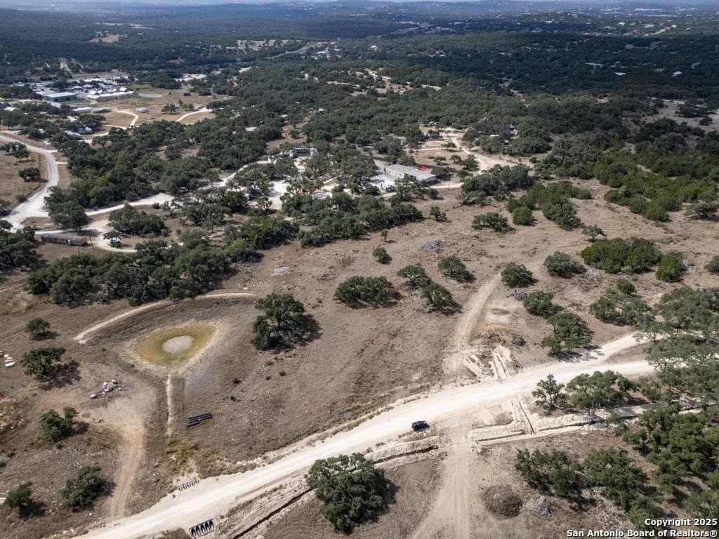 5 acres in Comal County gallery image 3