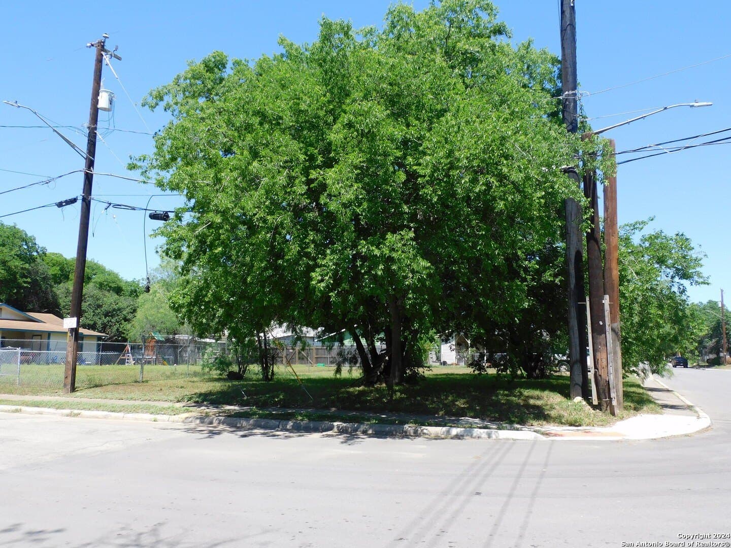 0.14 acres in Bexar County - photo 17