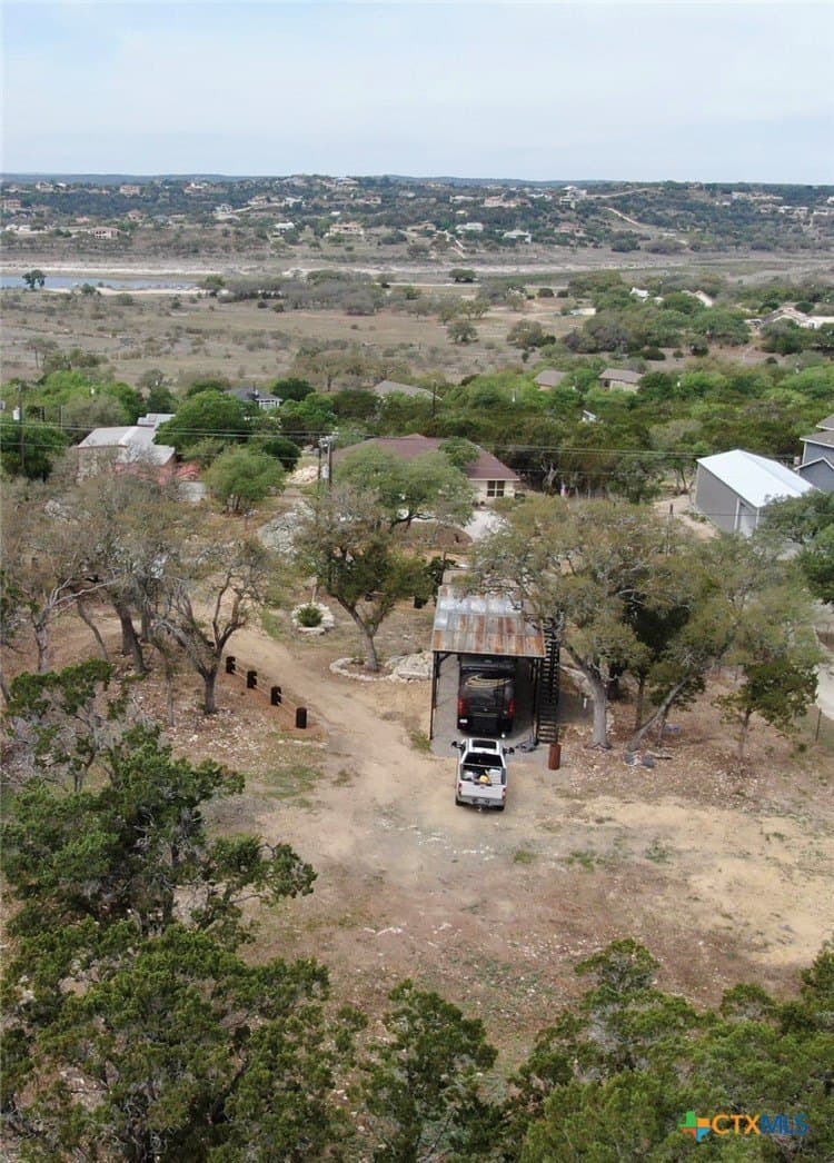 0.86 acres in Comal County gallery image 2