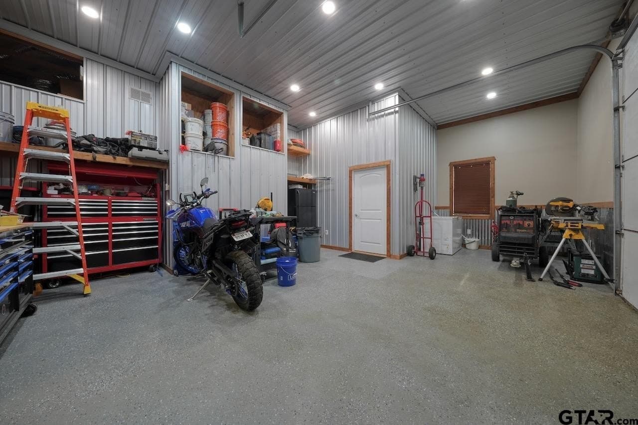 18.85 acres in Smith County - photo 31