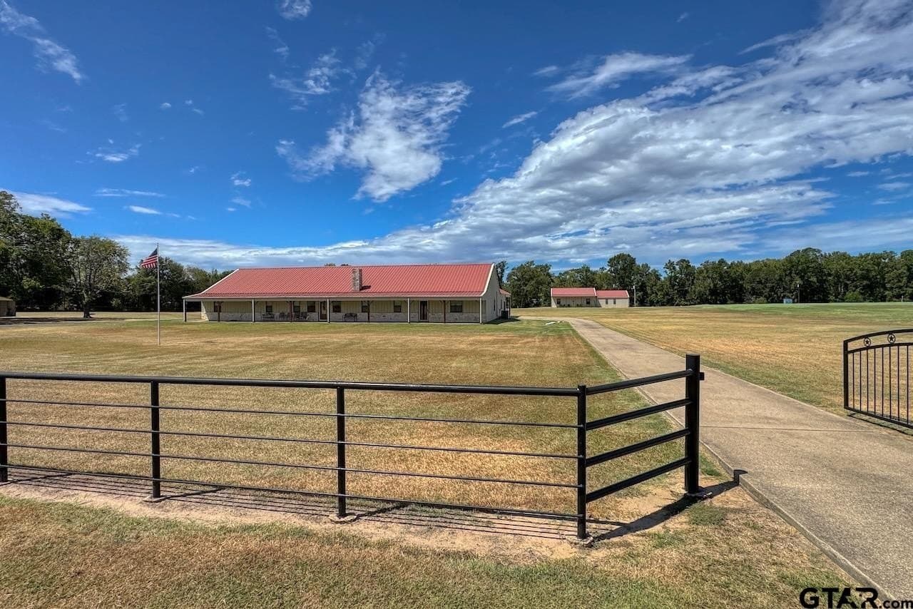 18.85 acres in Smith County - photo 20