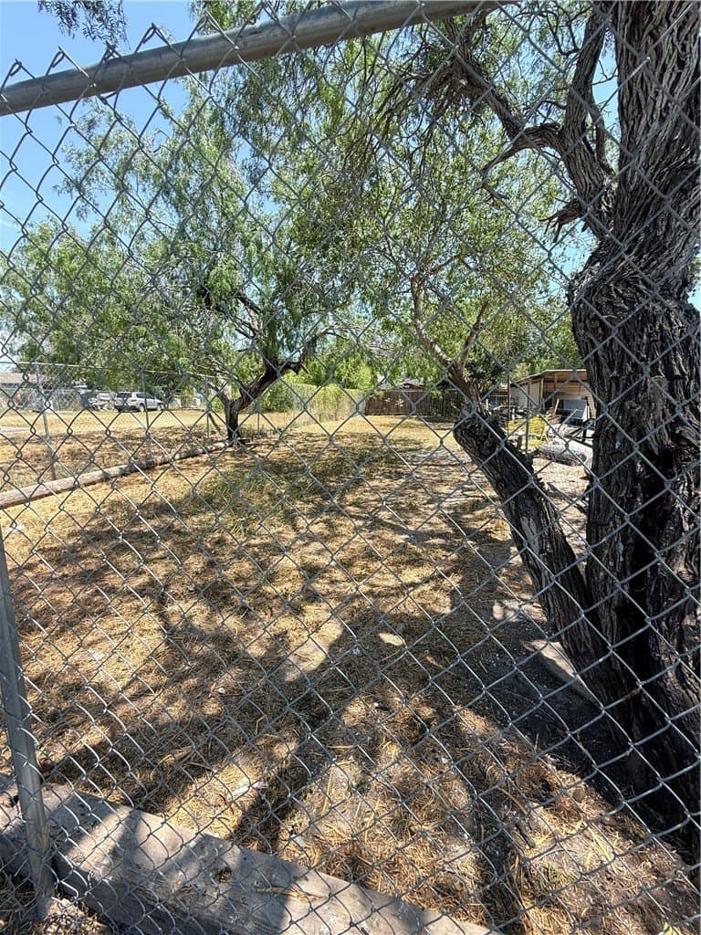 0.06 acres in Nueces County - photo 3