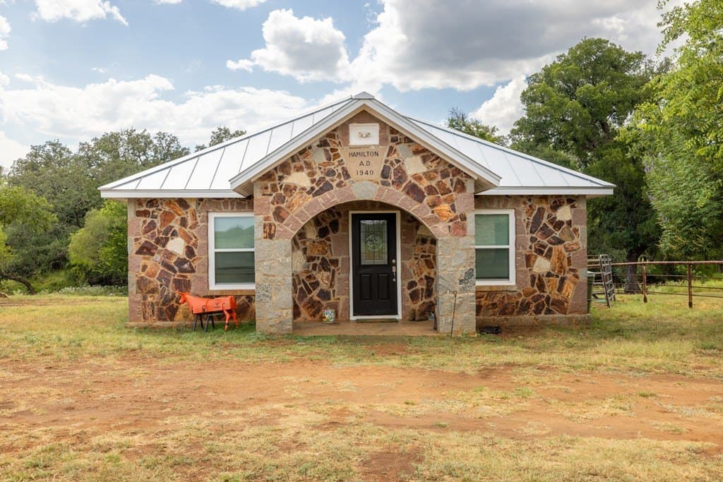 930 acres in Llano County - photo 11