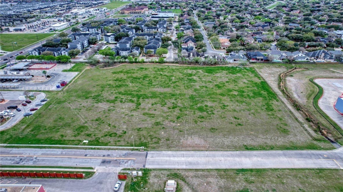 5.67 acres in Nueces County gallery image 4