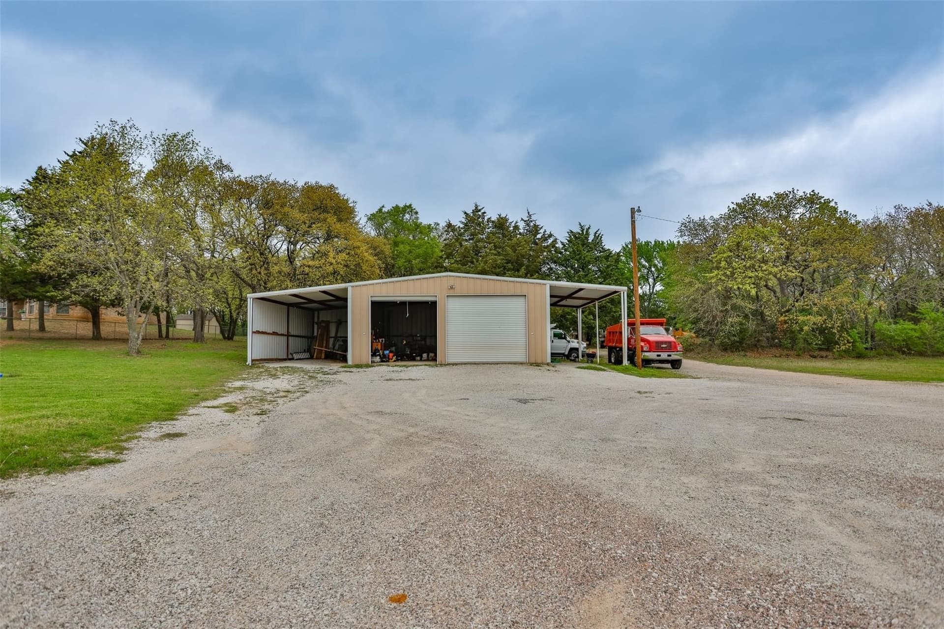 2.98 acres in Cooke County