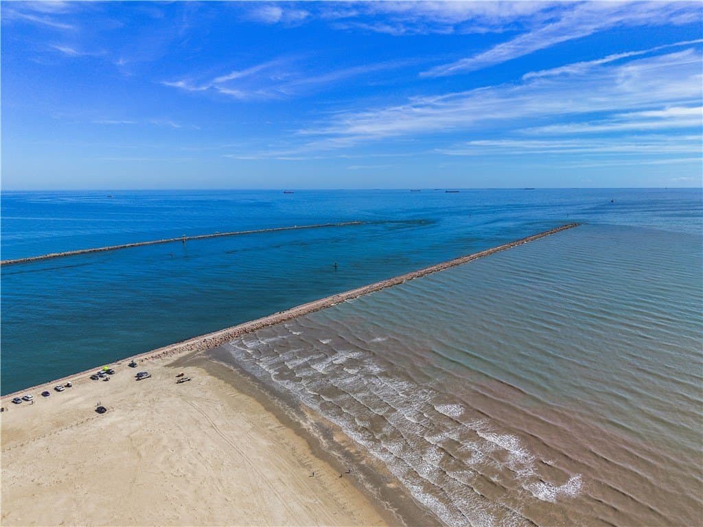 0.79 acres in Nueces County - photo 18