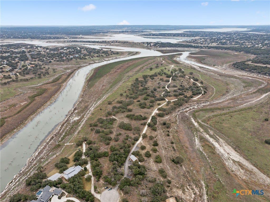 2.36 acres in Comal County - photo 8