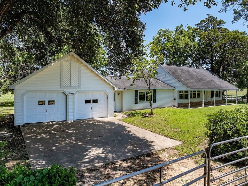 53.56 acres in Fayette County gallery image 2