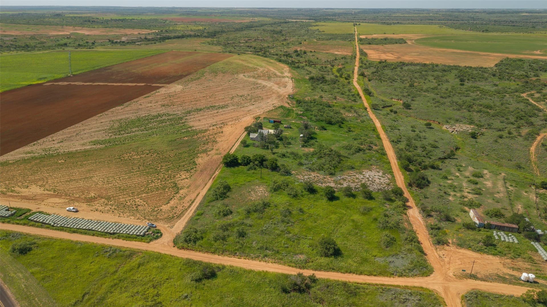 140 acres in Collingsworth County - photo 3
