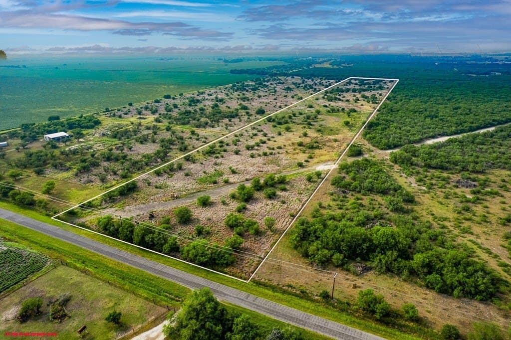 22.11 acres in San Patricio County - photo 8