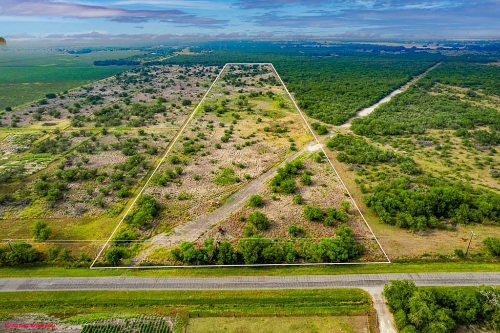 22.11 acres in San Patricio County - photo 6