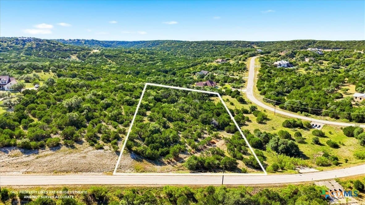 3.04 acres in Comal County