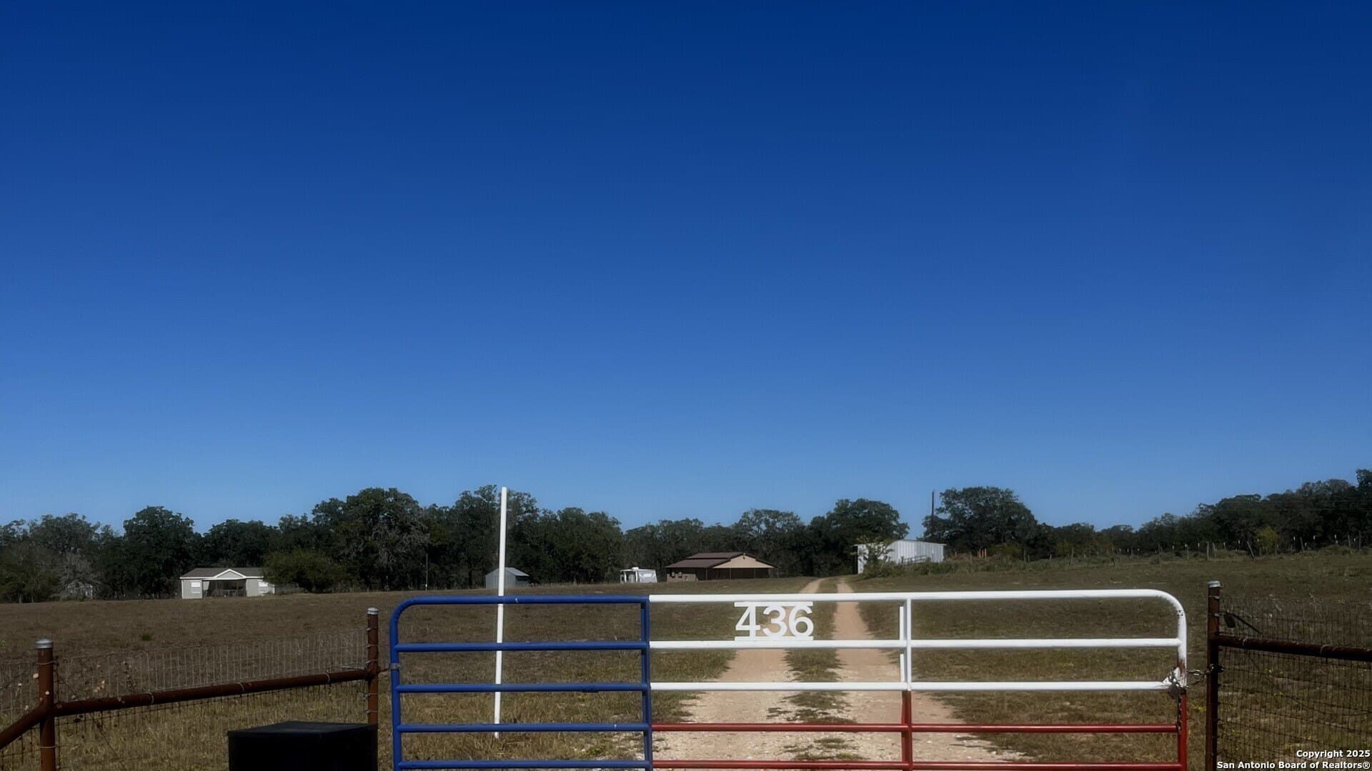 11.15 acres in Guadalupe County - photo 2