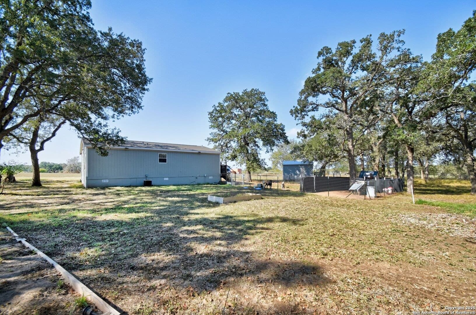 11.15 acres in Guadalupe County - photo 4
