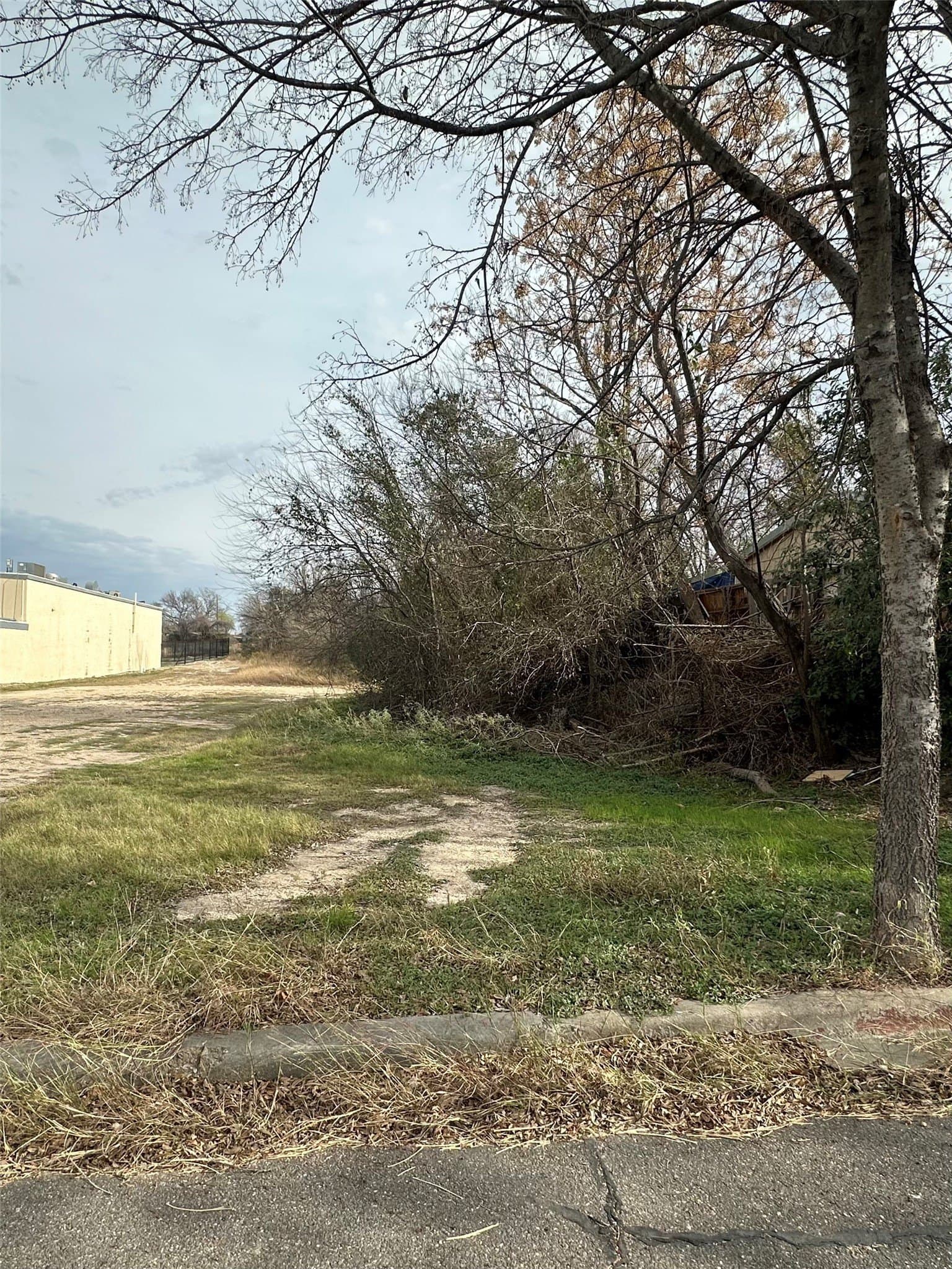 0.19 acres in McLennan County