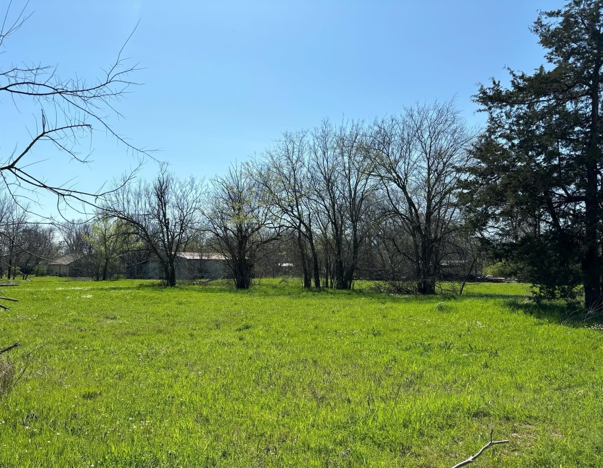 0.61 acres in Delta County