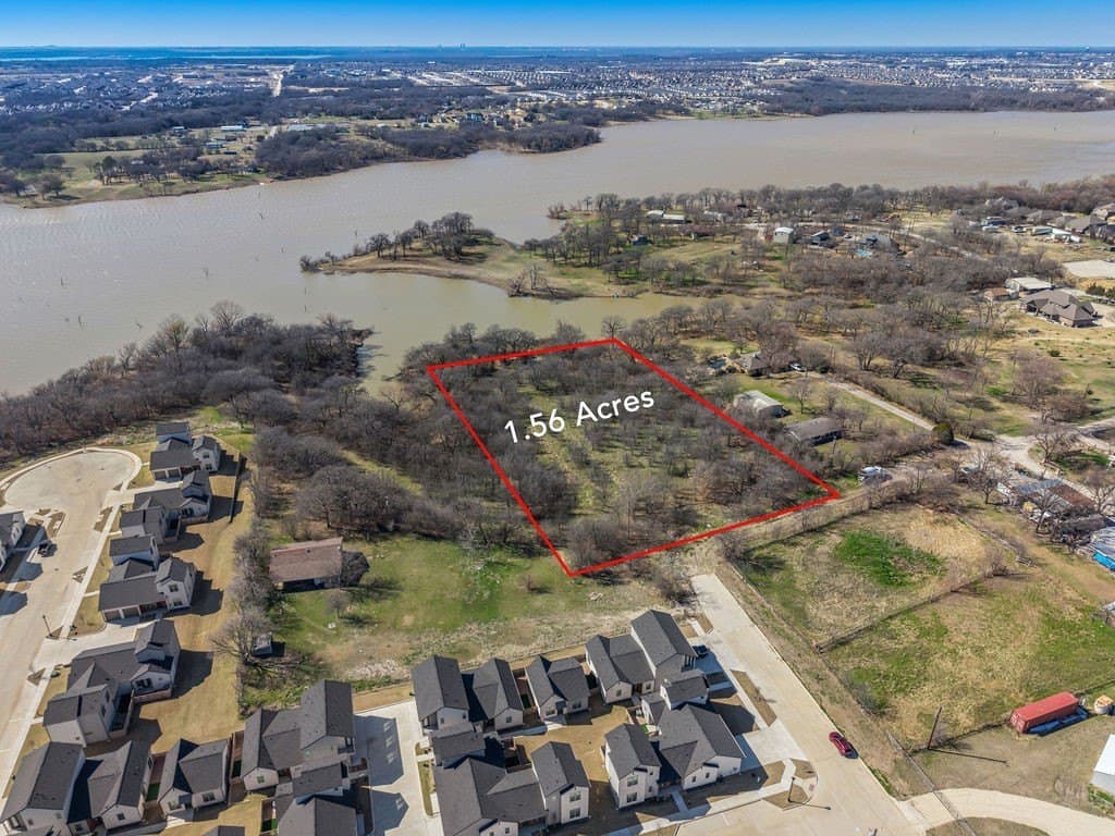 1.56 acres in Denton County - photo 2