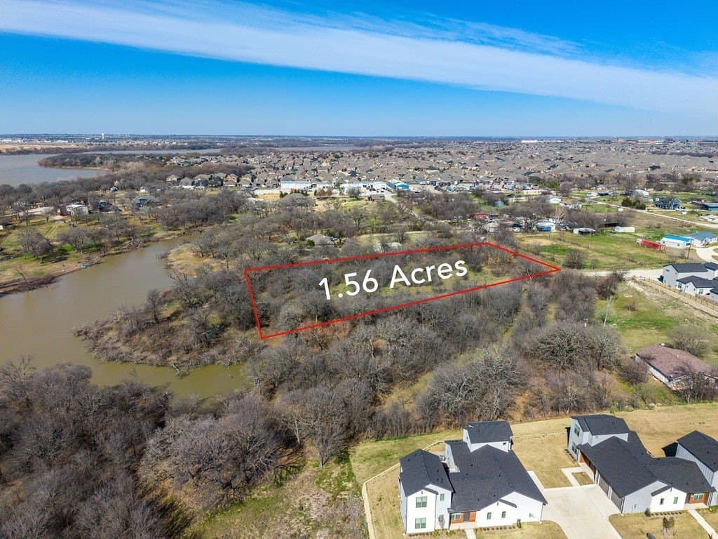 1.56 acres in Denton County - photo 7