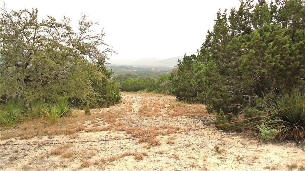 2.72 acres in Real County - photo 15