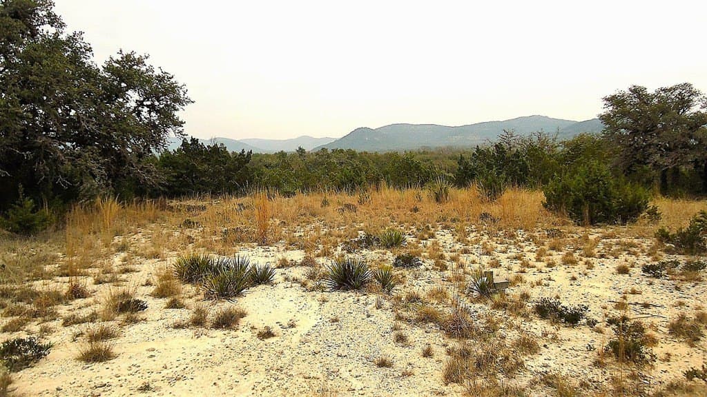 2.72 acres in Real County - photo 20