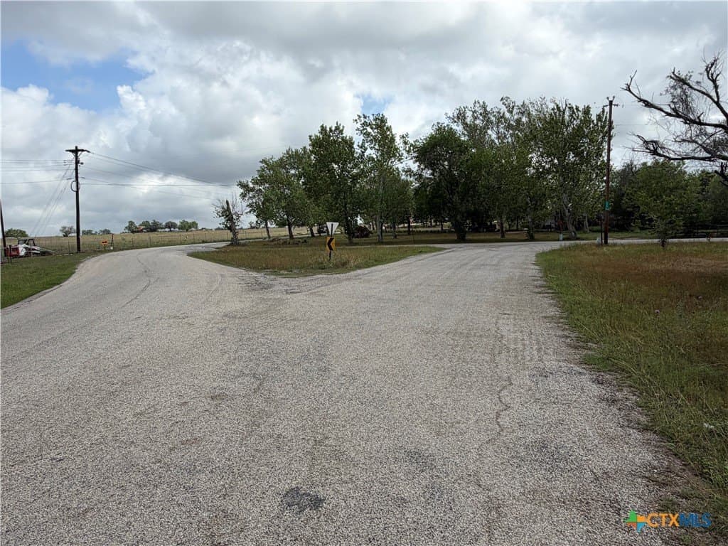 14.04 acres in Victoria County - photo 13
