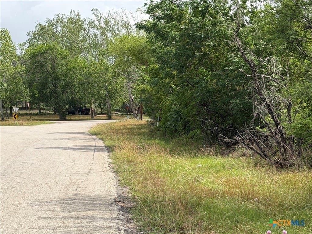 14.04 acres in Victoria County - photo 11
