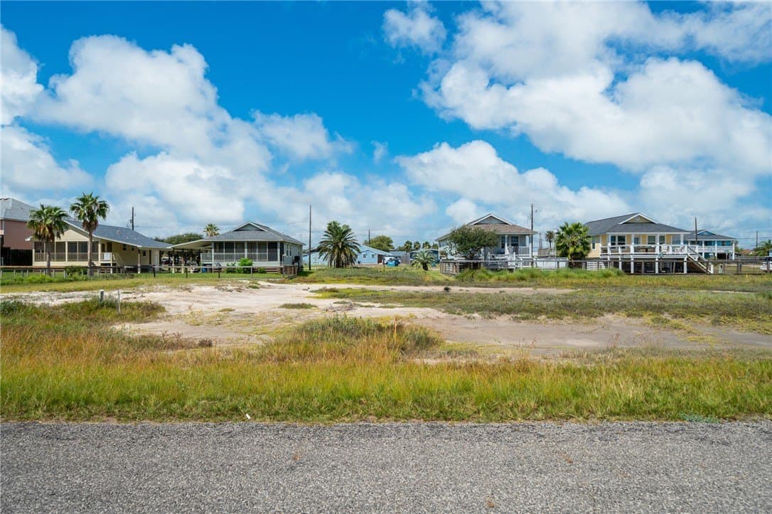 0.11 acres in Aransas County - photo 2