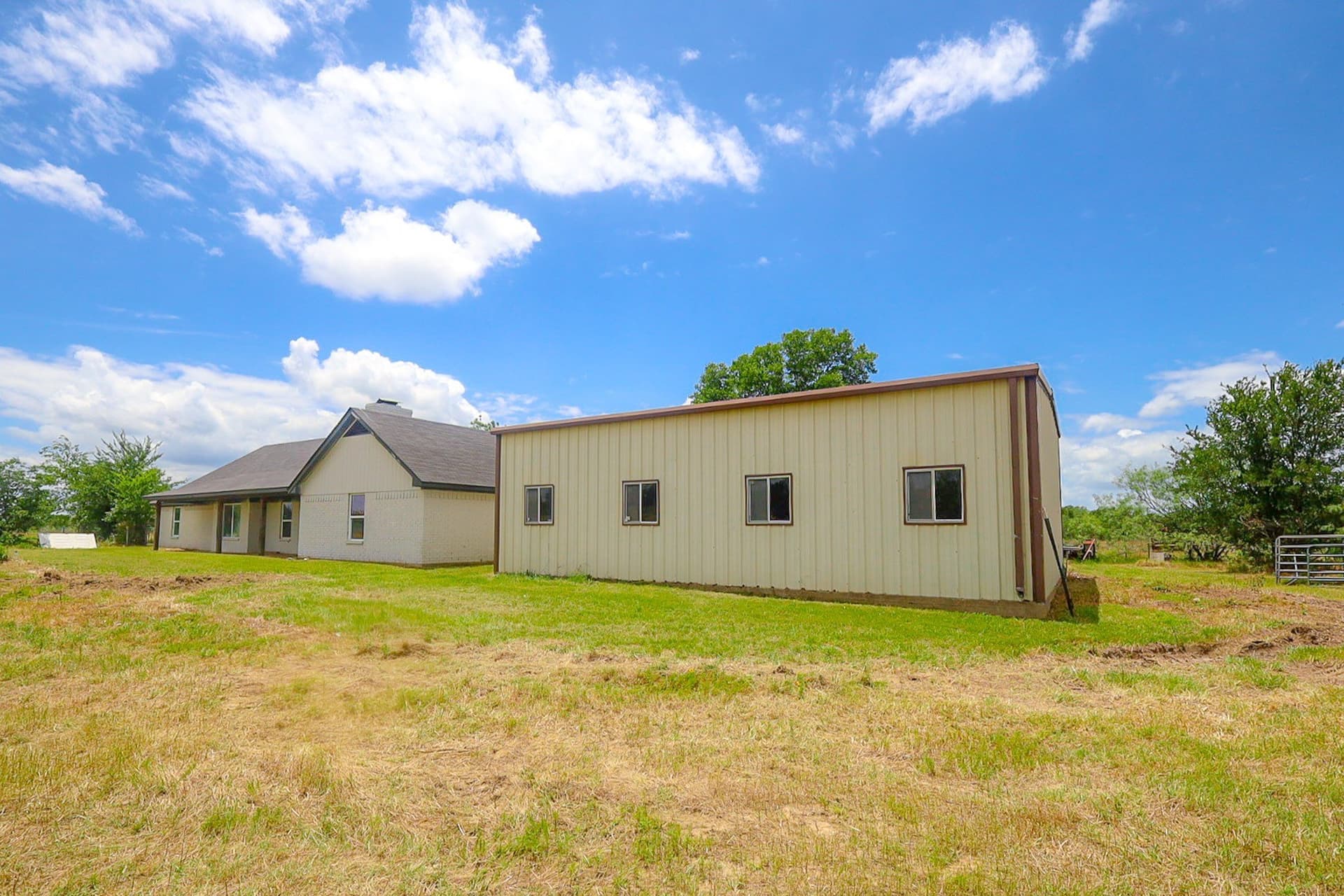 122.17 acres in Navarro County - photo 40