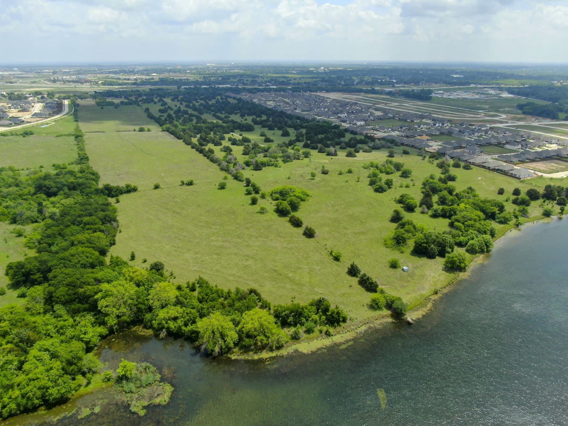 120.19 acres in Ellis County - photo 6