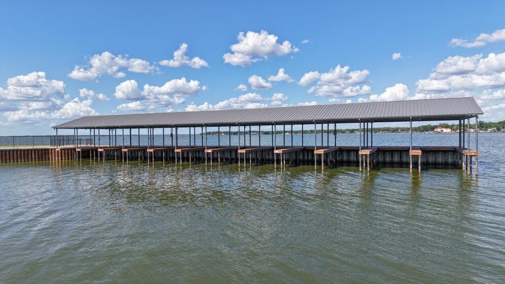 0.32 acres in Henderson County - photo 5