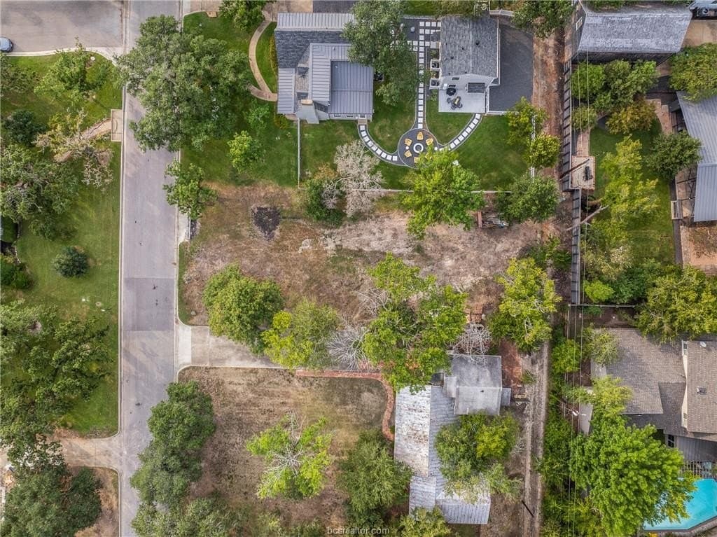 0.2 acres in Brazos County gallery image 4