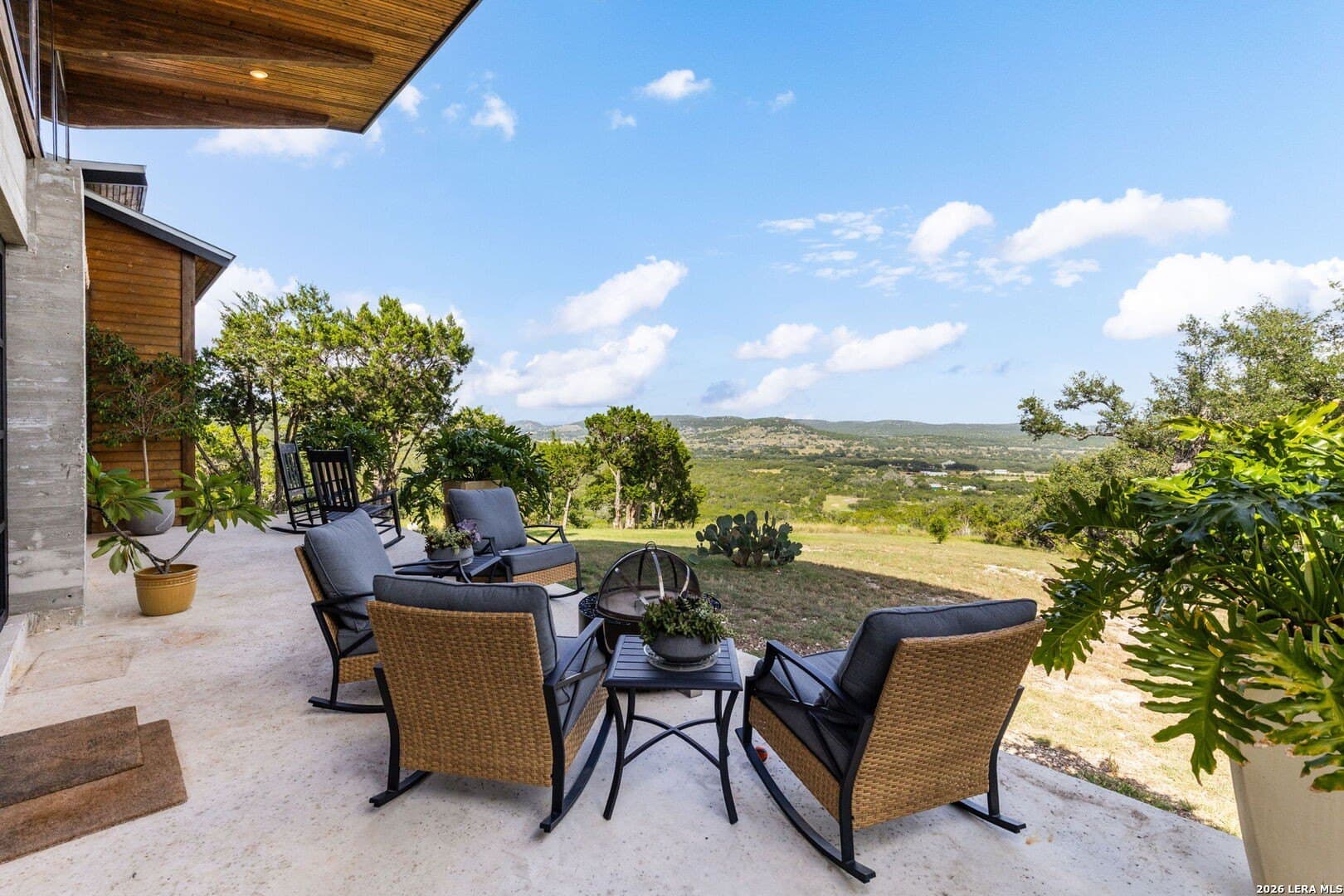 16.07 acres in Bandera County - photo 33