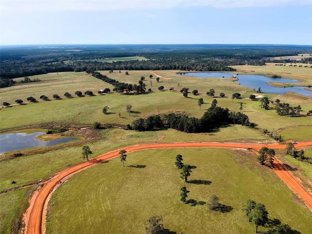 2.34 acres in Texas County gallery image 4