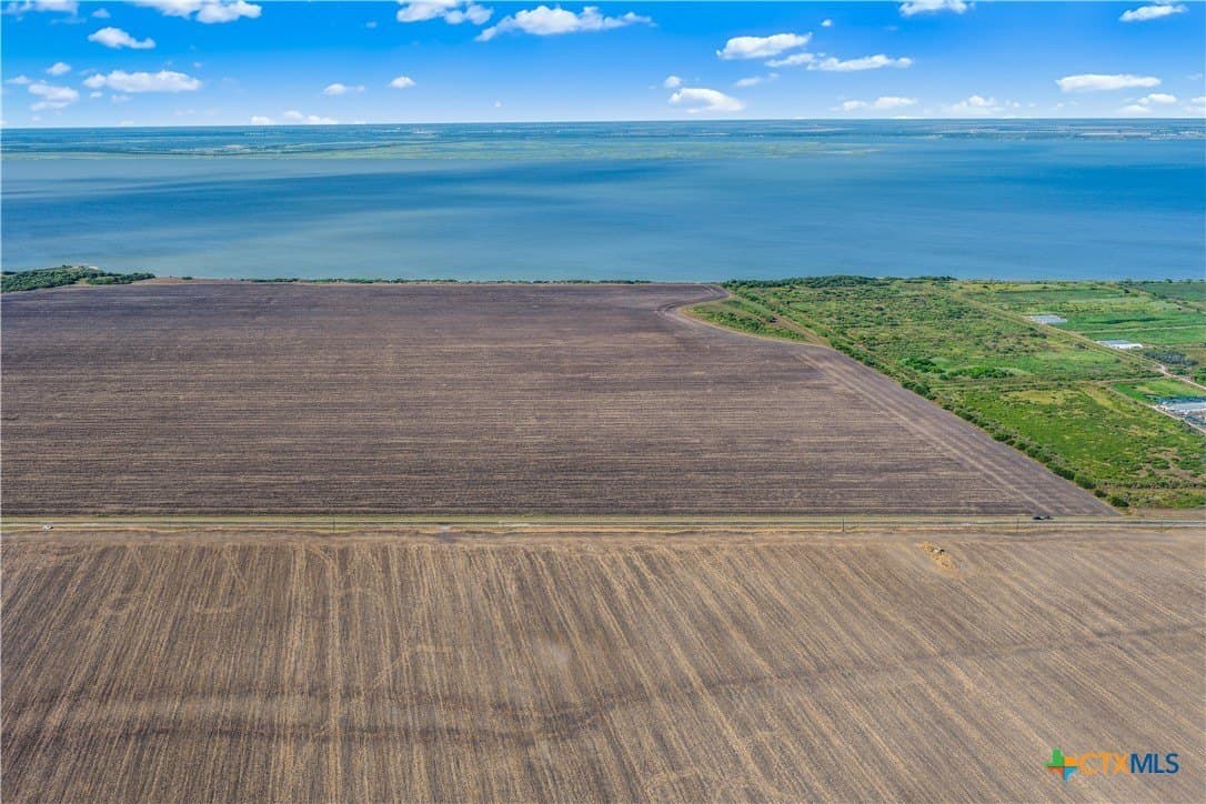 168.53 acres in Refugio County - photo 6