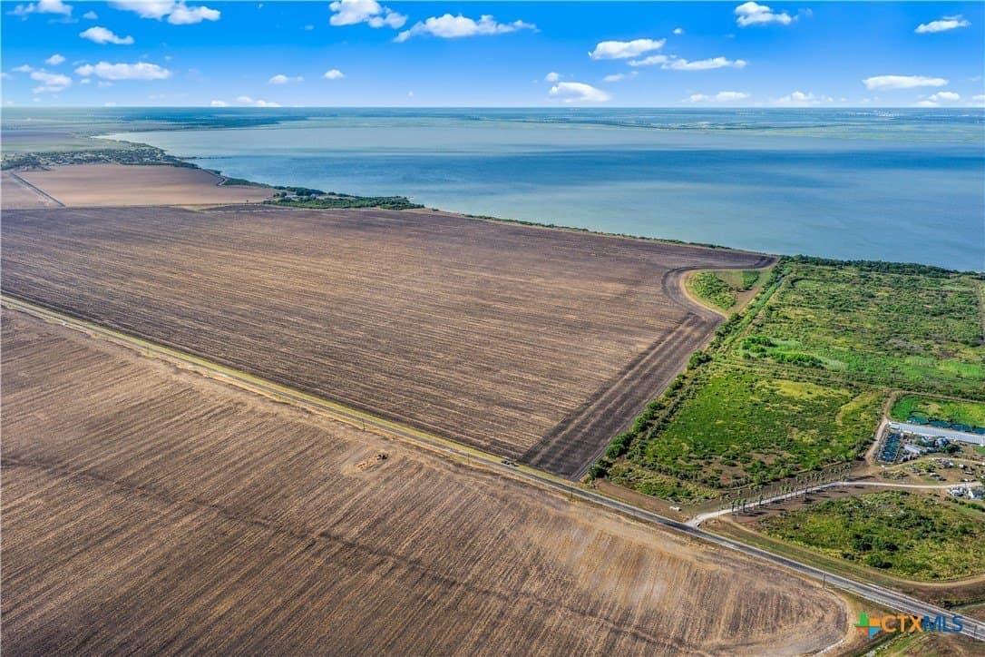168.53 acres in Refugio County - photo 10