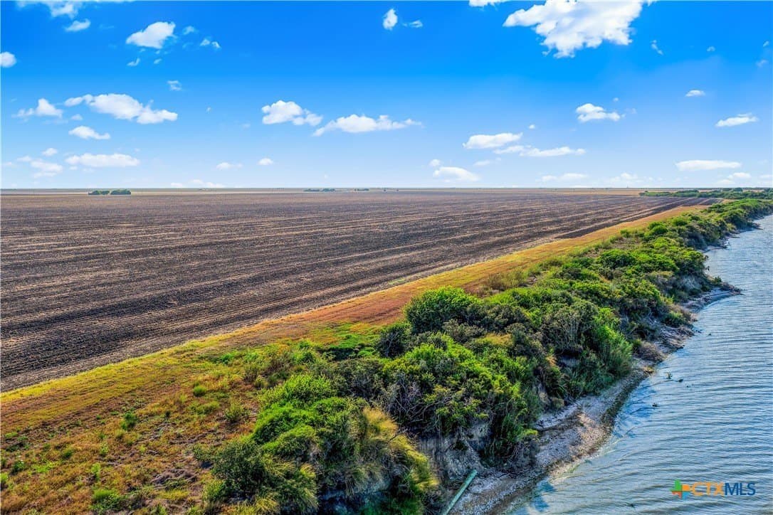 168.53 acres in Refugio County - photo 5