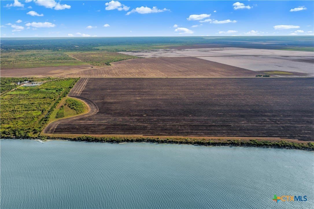 168.53 acres in Refugio County - photo 11