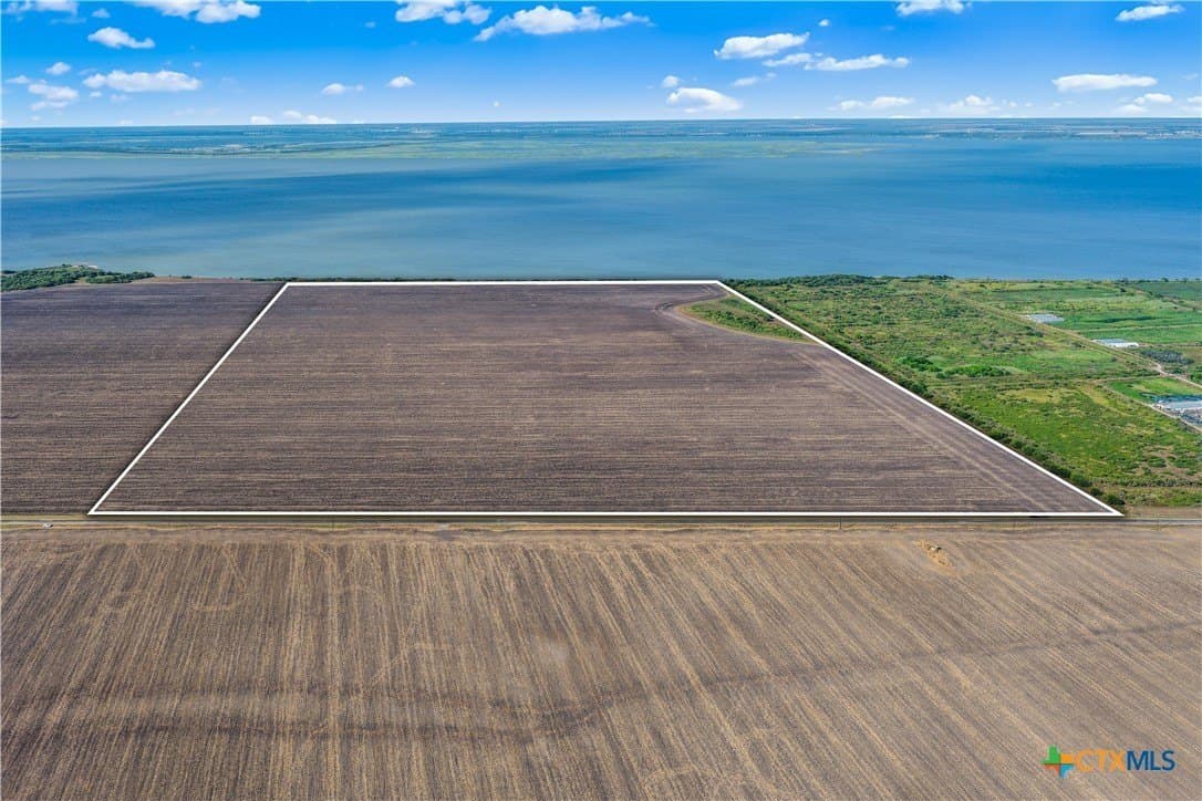 168.53 acres in Refugio County - photo 8