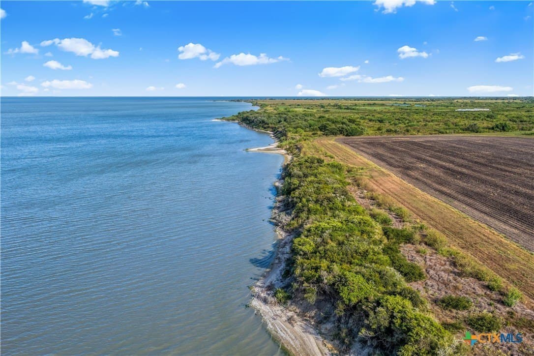 168.53 acres in Refugio County - photo 16