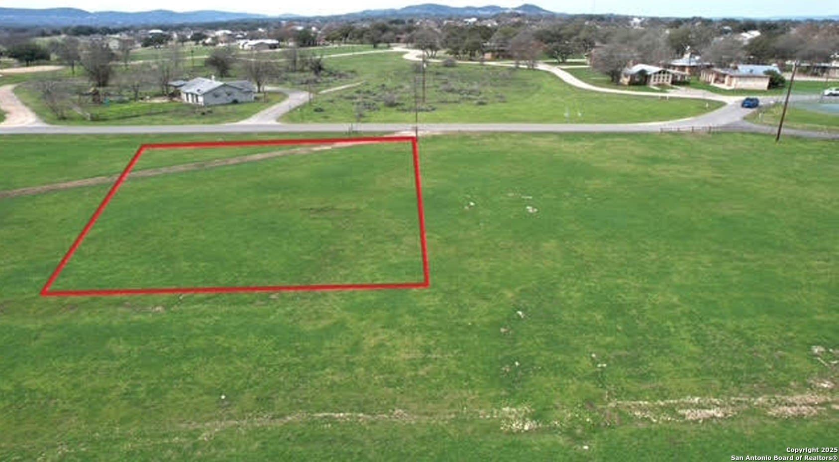 0.45 acres in Bandera County gallery image 4