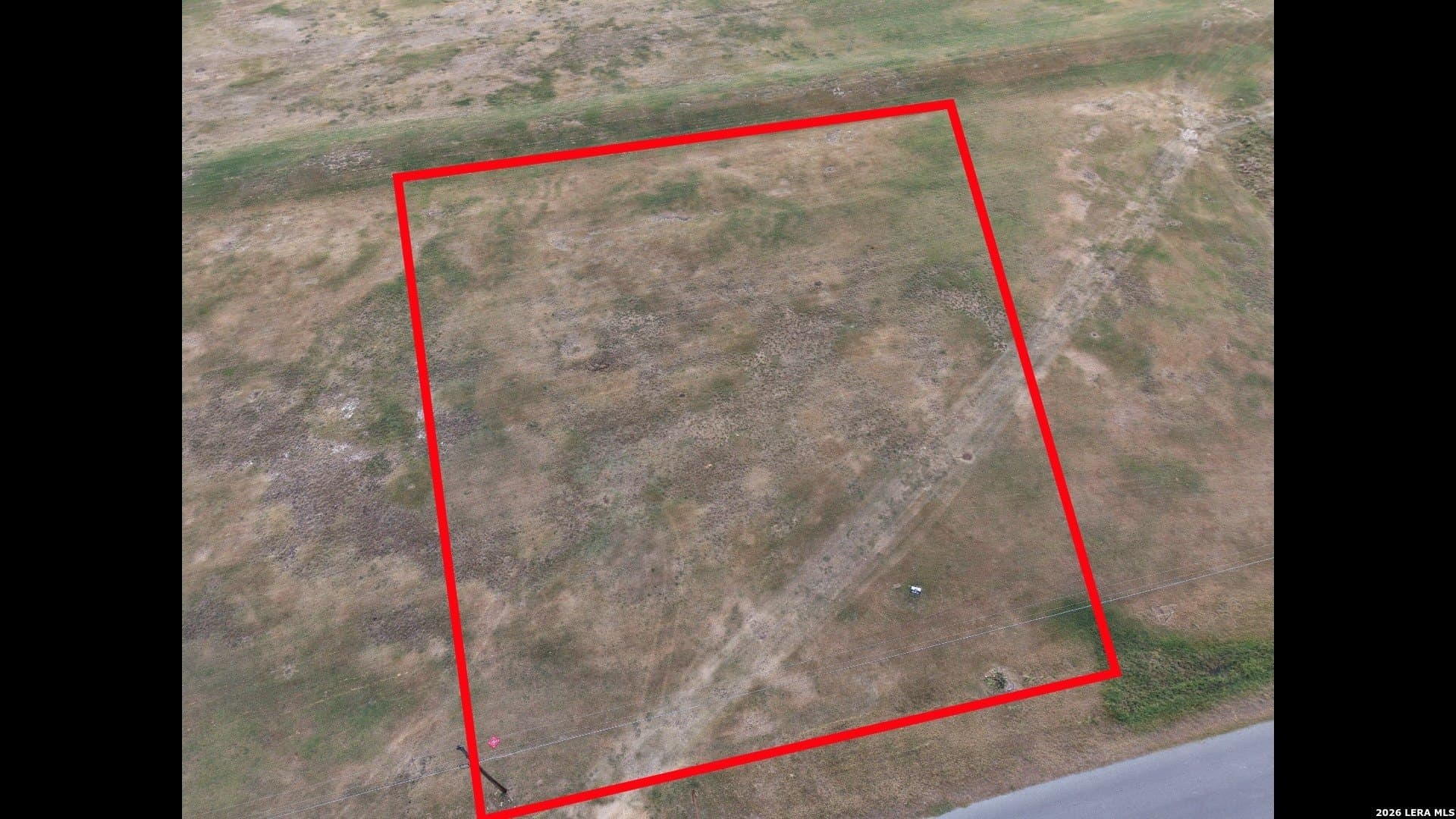 0.45 acres in Bandera County - photo 5