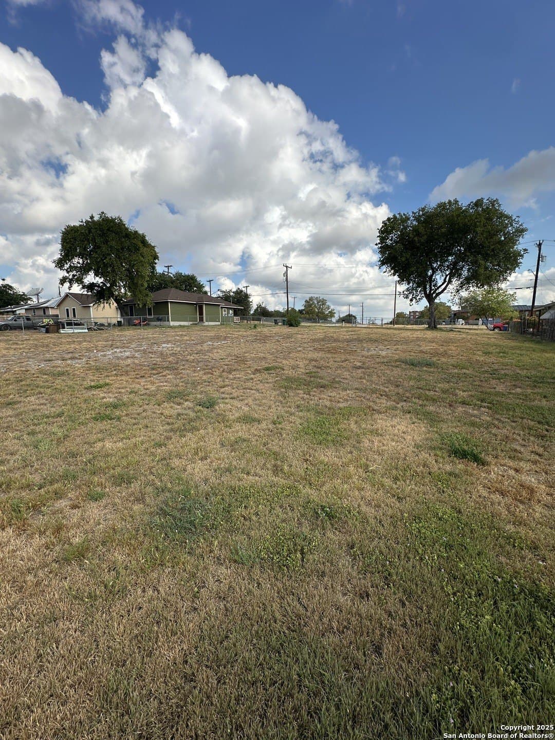 0.34 acres in Bexar County gallery image 3