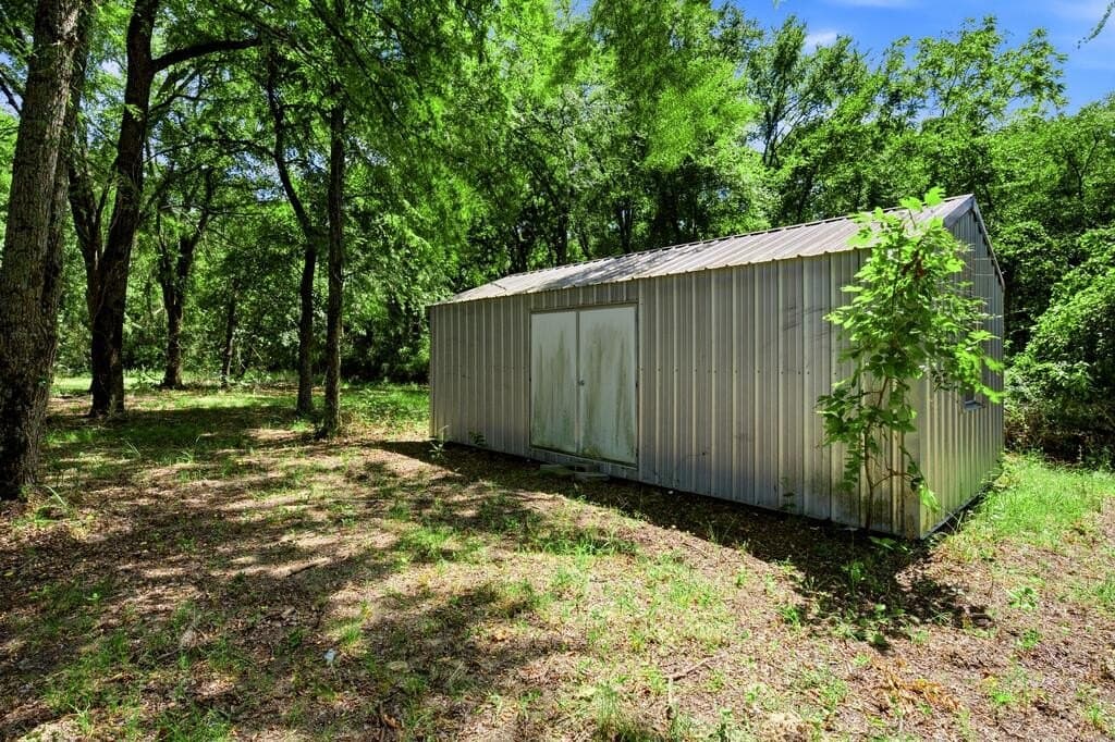 10 acres in Henderson County - photo 15