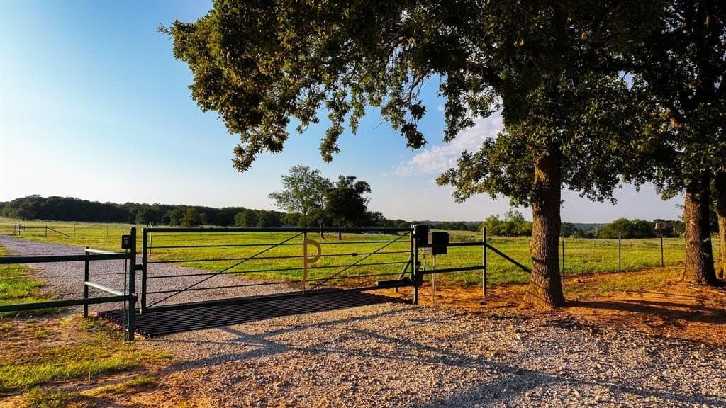 421.38 acres in Montague County gallery image 2