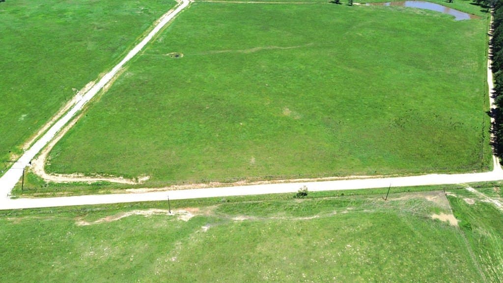 10.01 acres in Texas County gallery image 4