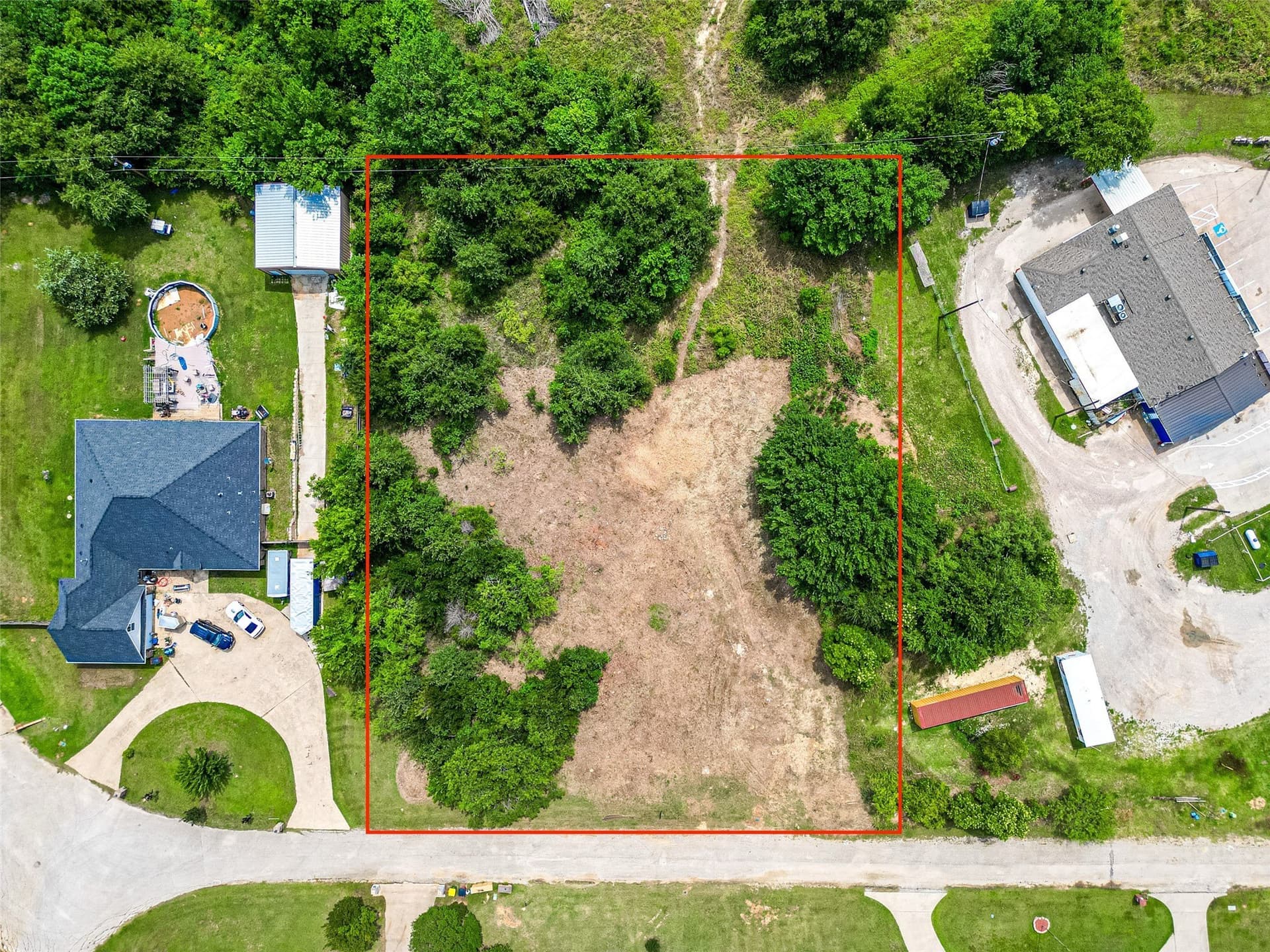 0.92 acres in Tarrant County gallery image 2