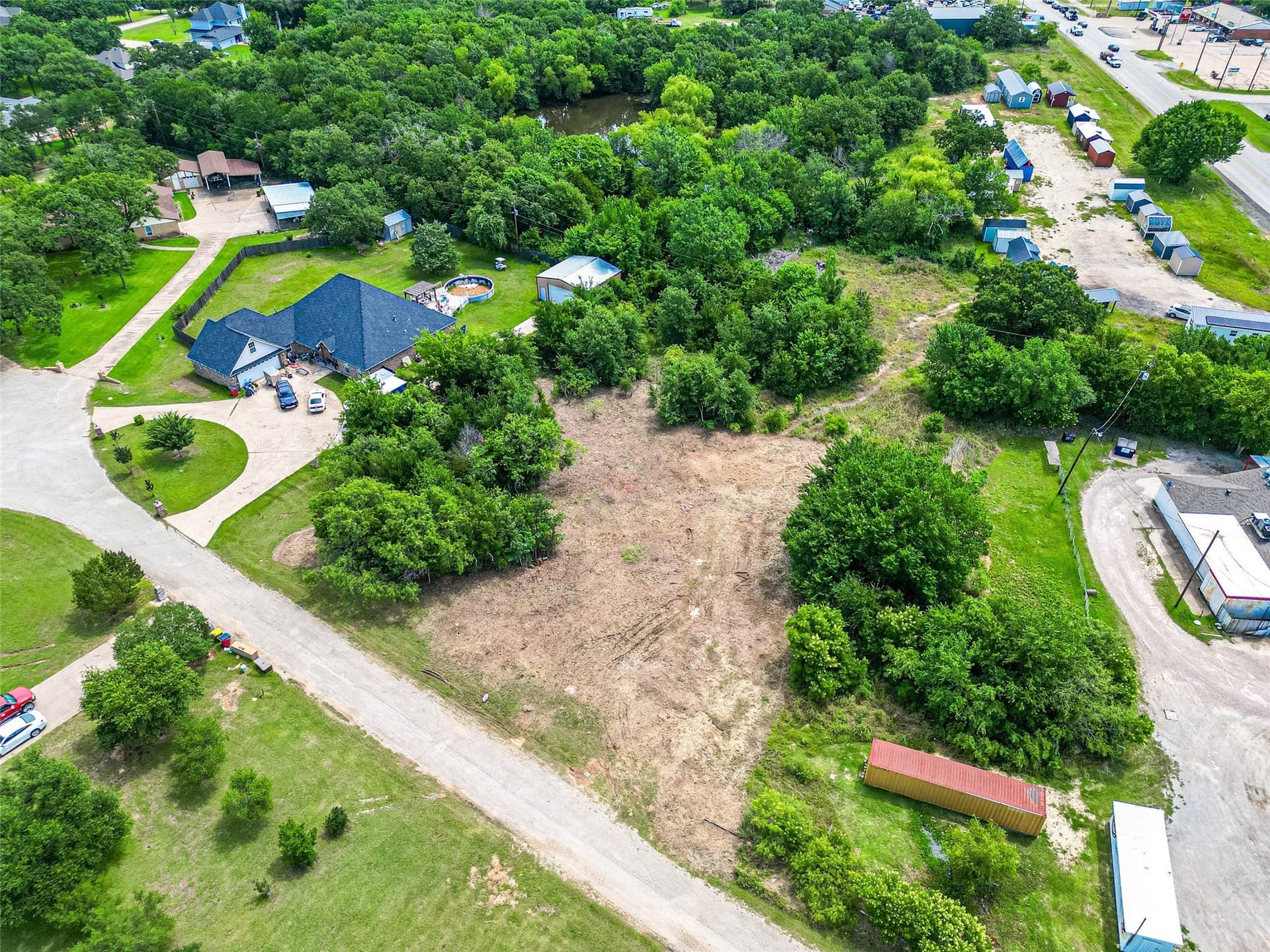 0.92 acres in Tarrant County gallery image 3