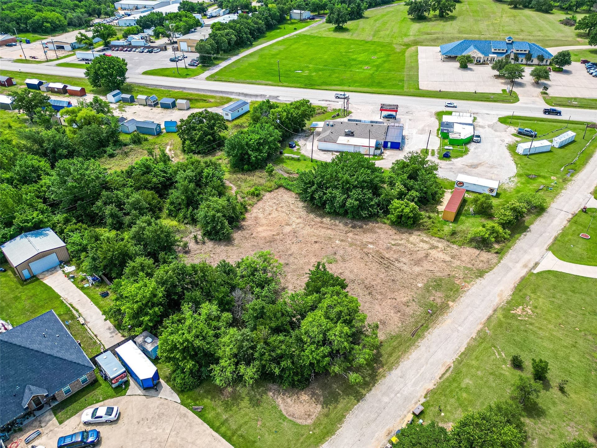 0.92 acres in Tarrant County featured view